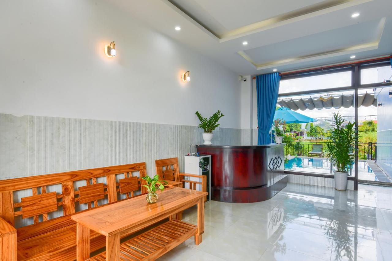 Gio Chieu Homestay - Riverside & Swimming Pool Hoi An Bagian luar foto