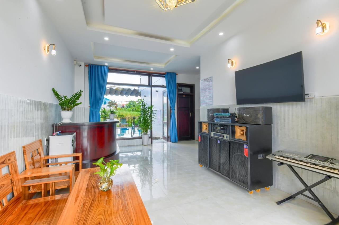 Gio Chieu Homestay - Riverside & Swimming Pool Hoi An Bagian luar foto