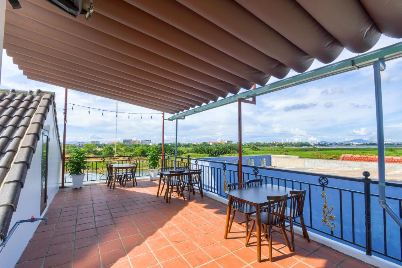 Gio Chieu Homestay - Riverside & Swimming Pool Hoi An Bagian luar foto